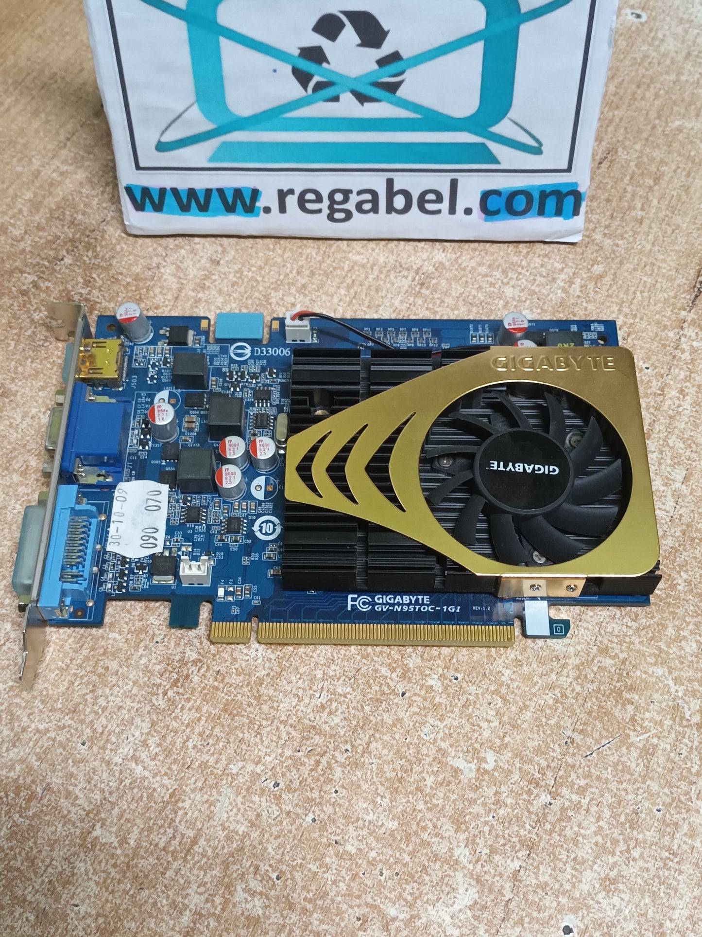 Gráfica Gigabyte GeForce 9500 GT 1GB