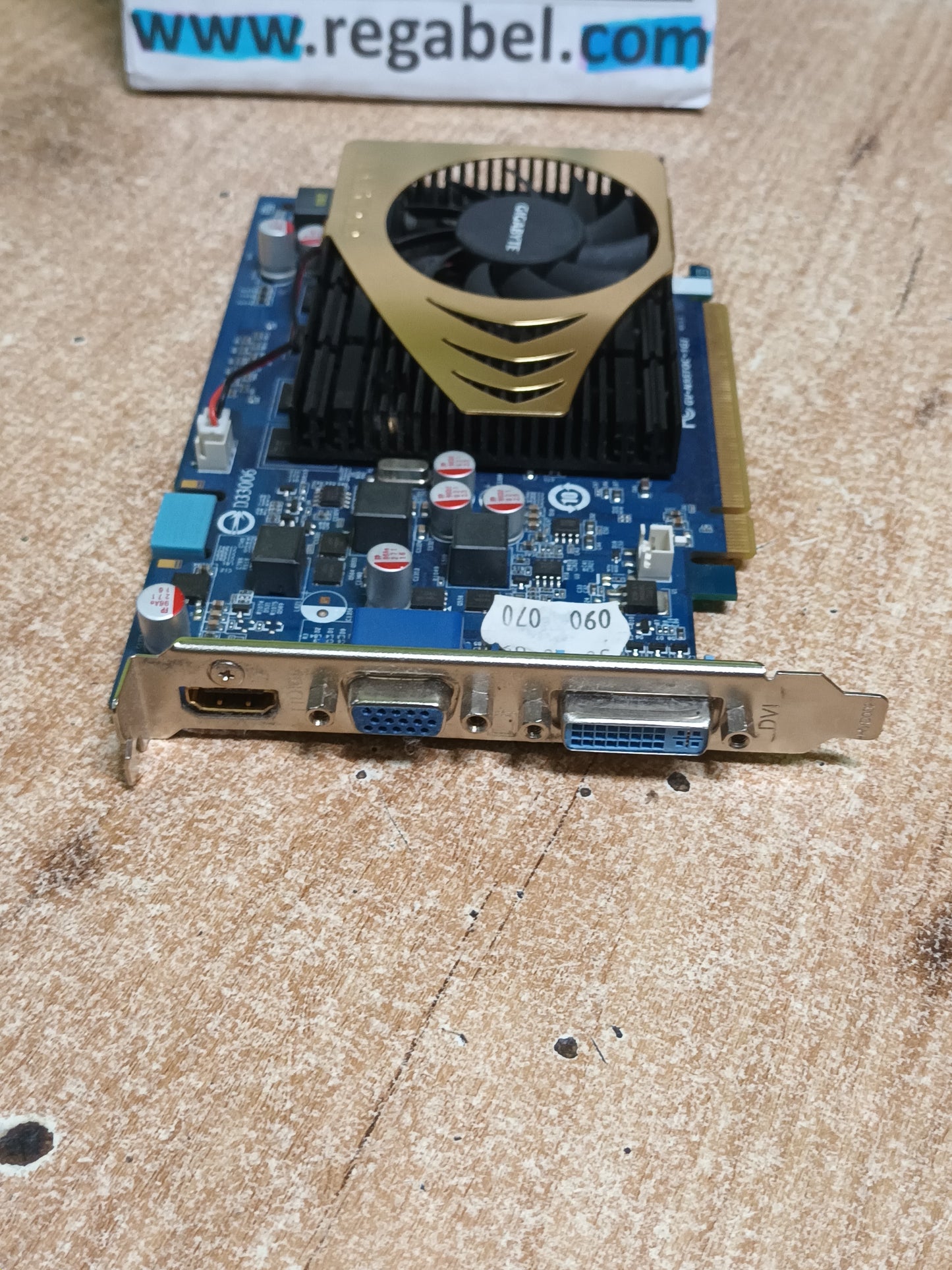 Gráfica Gigabyte GeForce 9500 GT 1GB