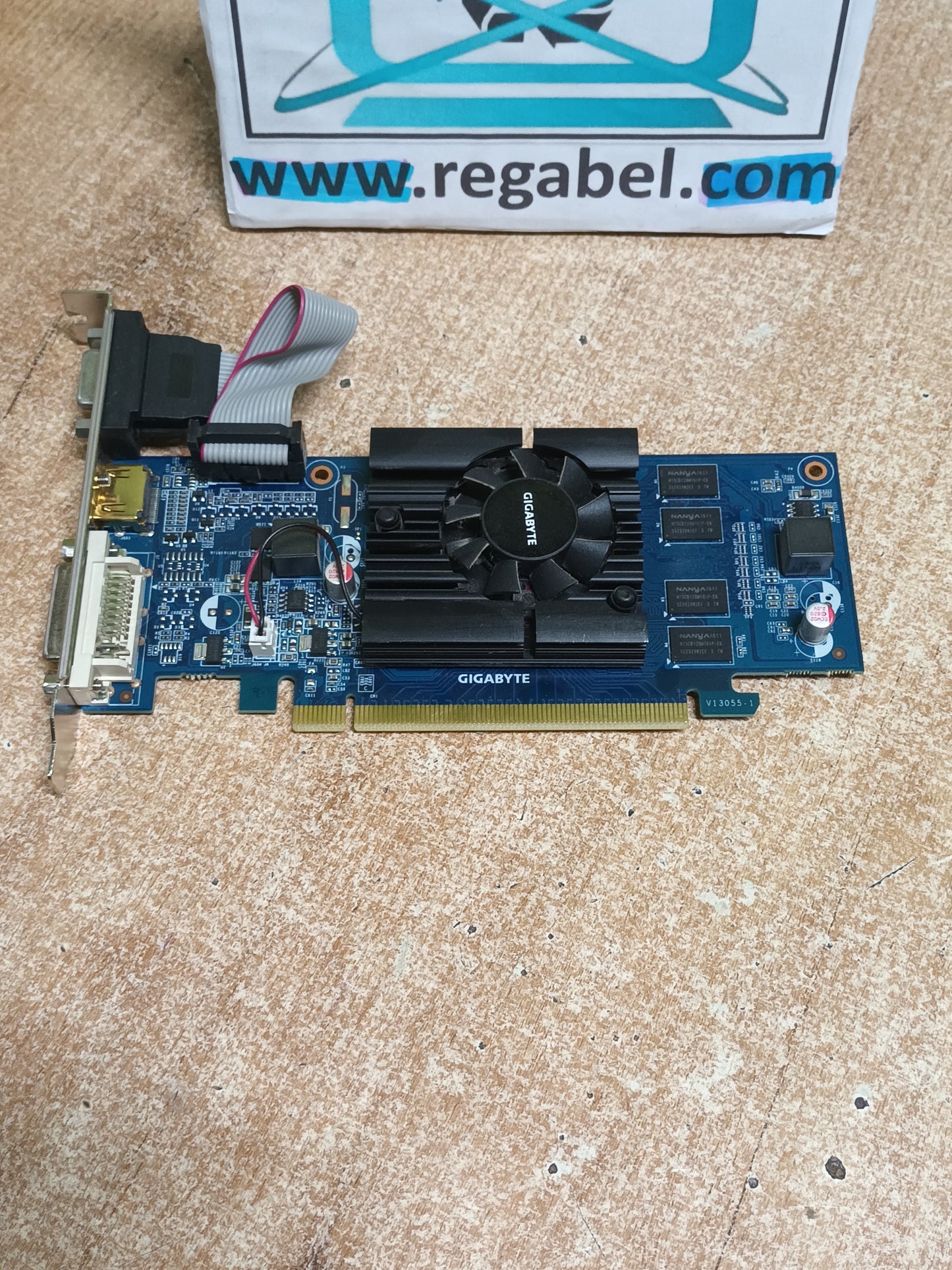 Tarjeta gráfica Gigabyte GT 520 1GB