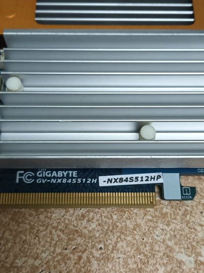 Tarjeta gráfica Gigabyte GV-NX84S512HP