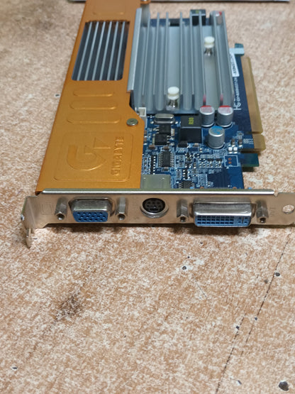 Tarjeta gráfica Gigabyte GV-NX84S512HP