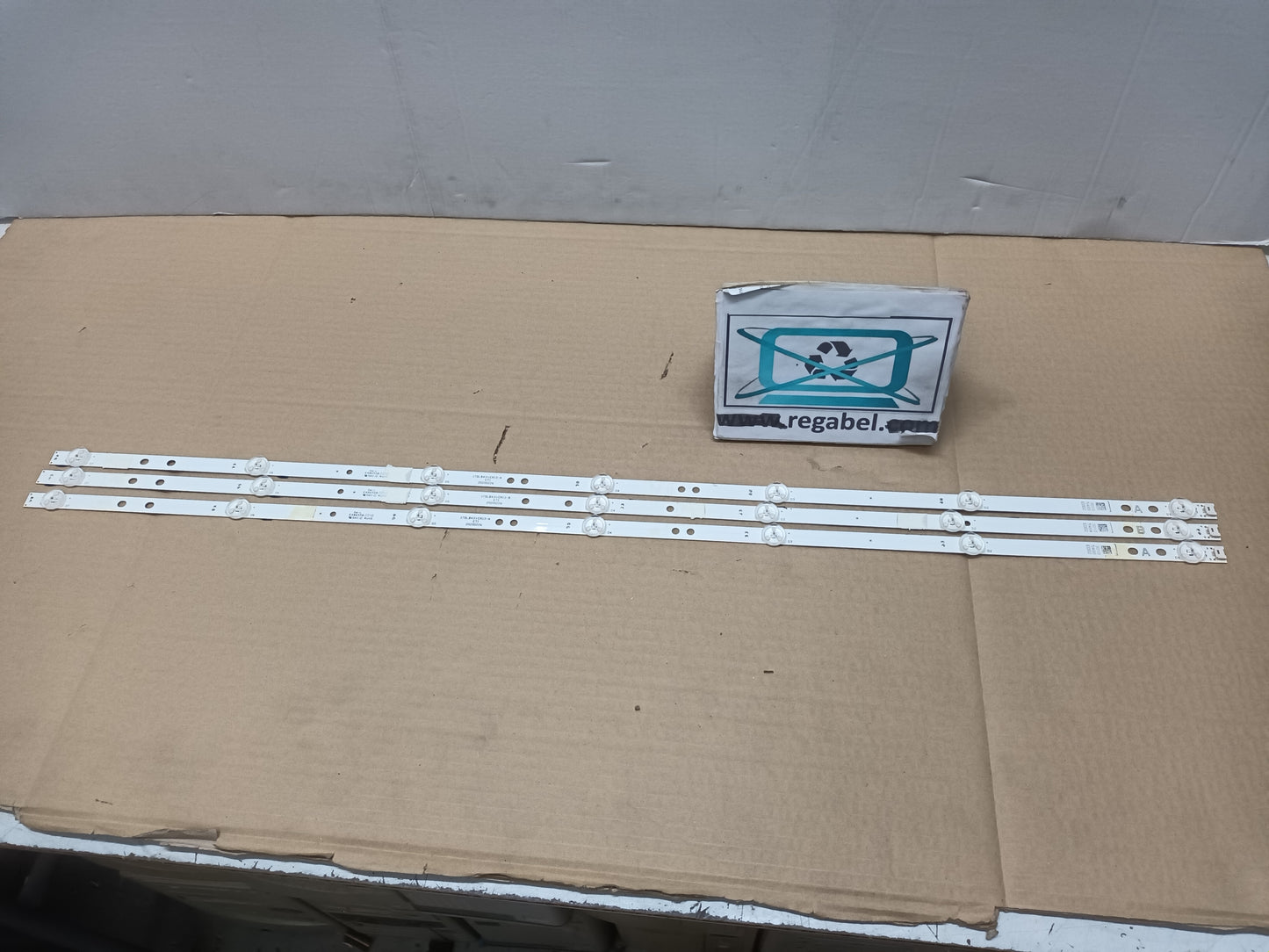 TOSHIBA 43LL3C63DG, KIT TIRAS LED