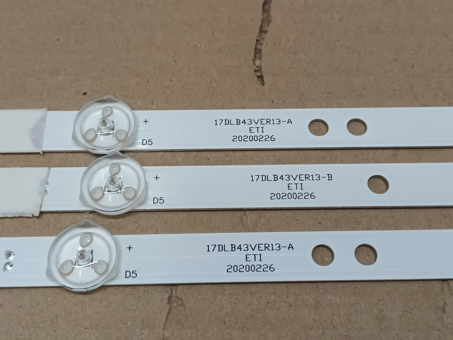 TOSHIBA 43LL3C63DG, KIT TIRAS LED