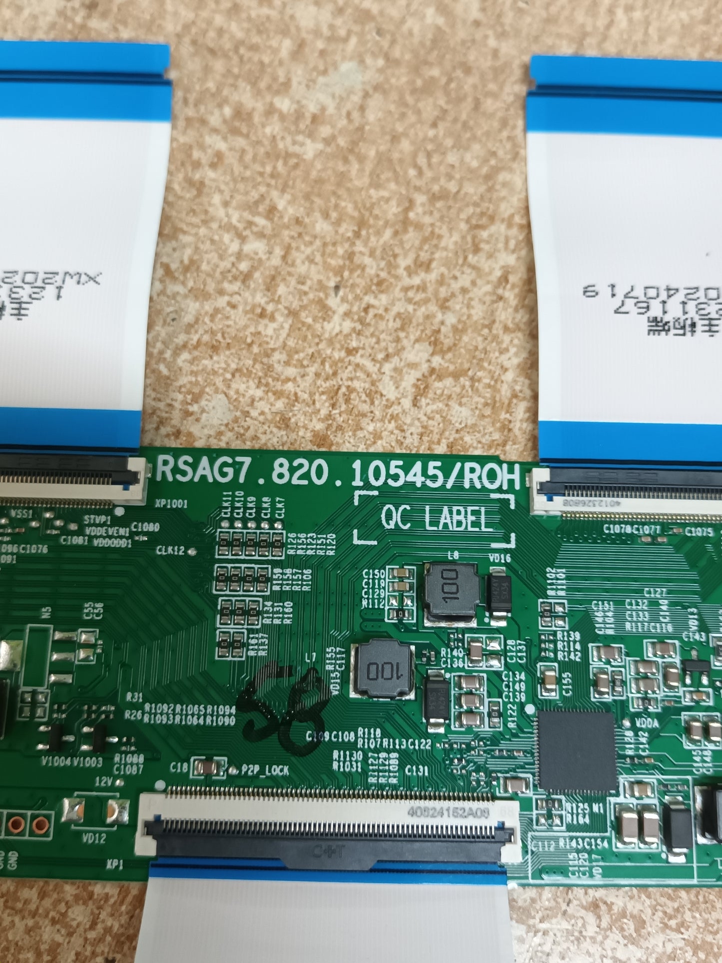 RSAG7.820.10545/R0H, de HISENSE 55E6NT