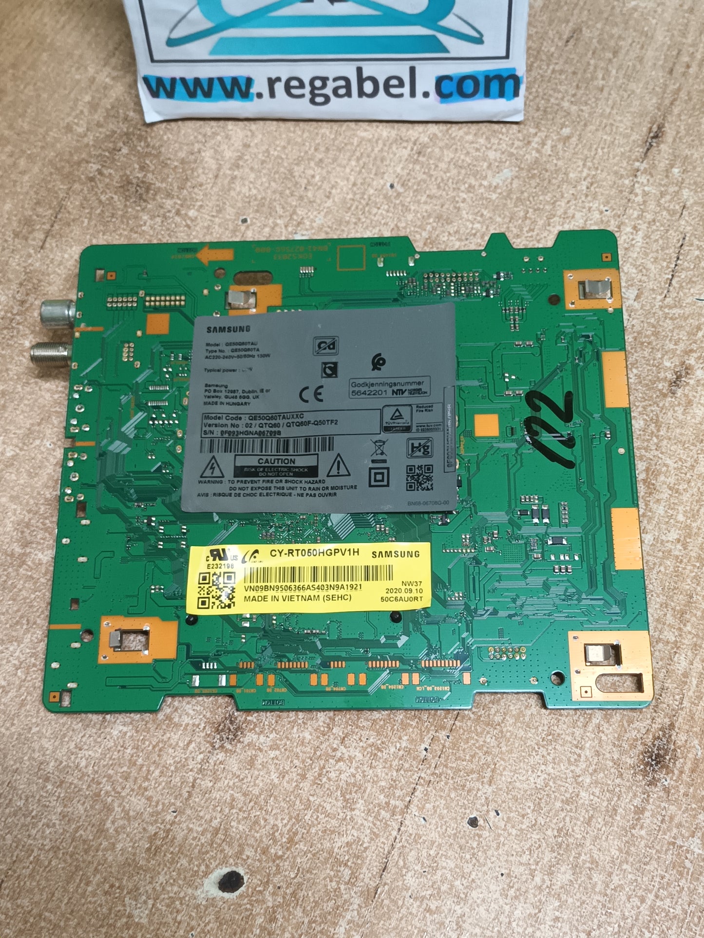 BN94-15733H, de Samsung QE50Q60TAU