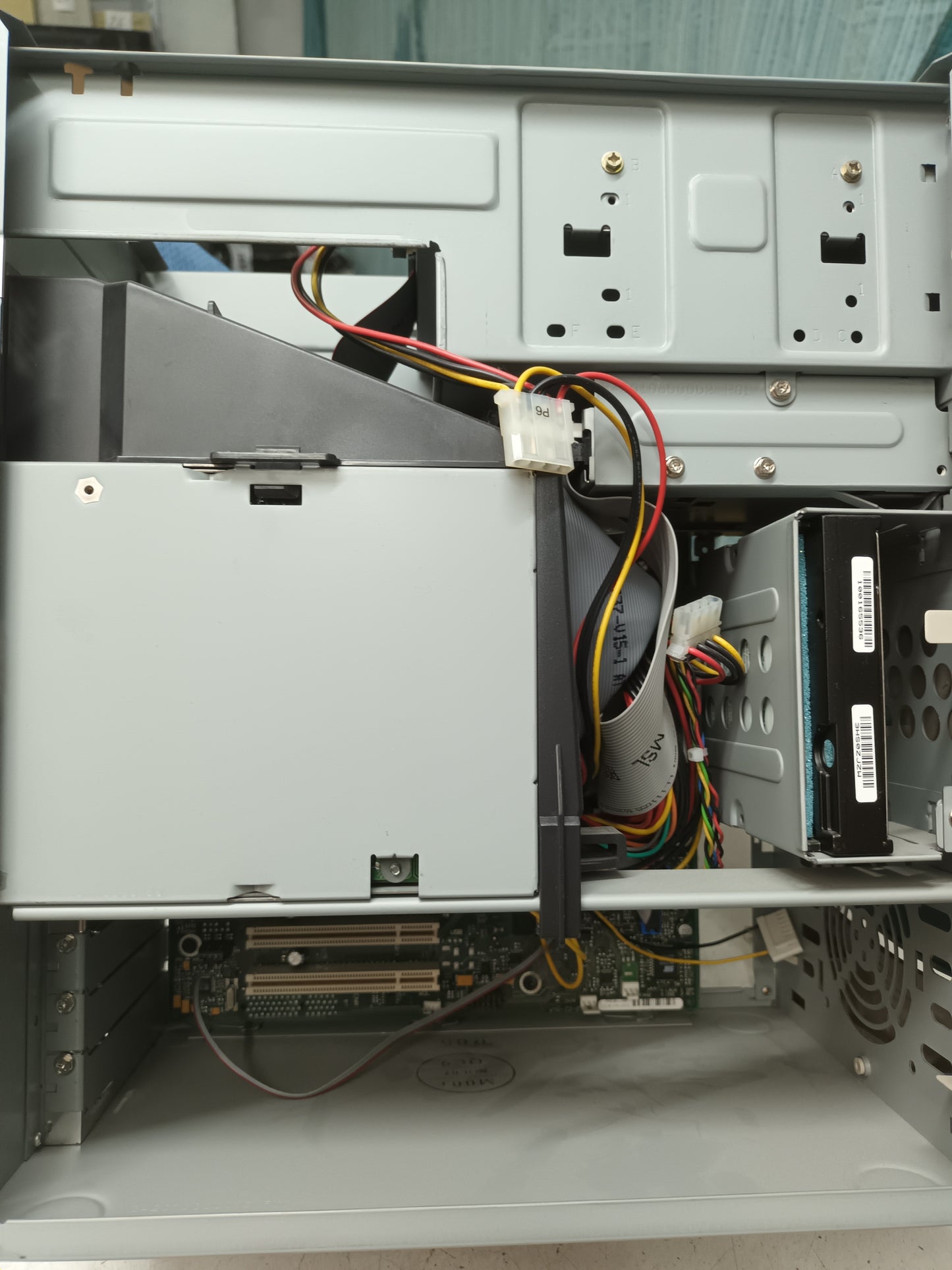 n-4, Pc retro, PENTIUM IV, 1600mHZ