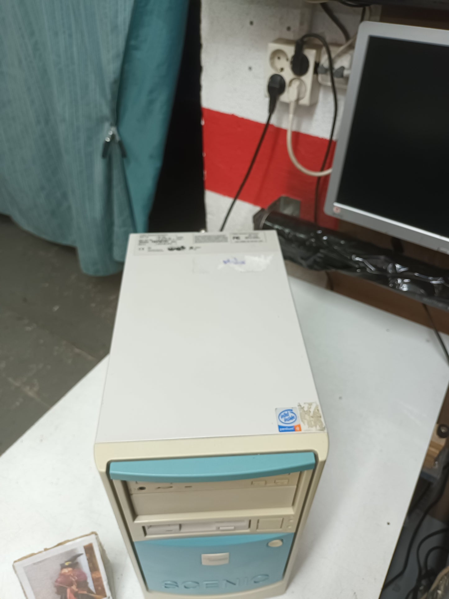 n-4, Pc retro, PENTIUM IV, 1600mHZ