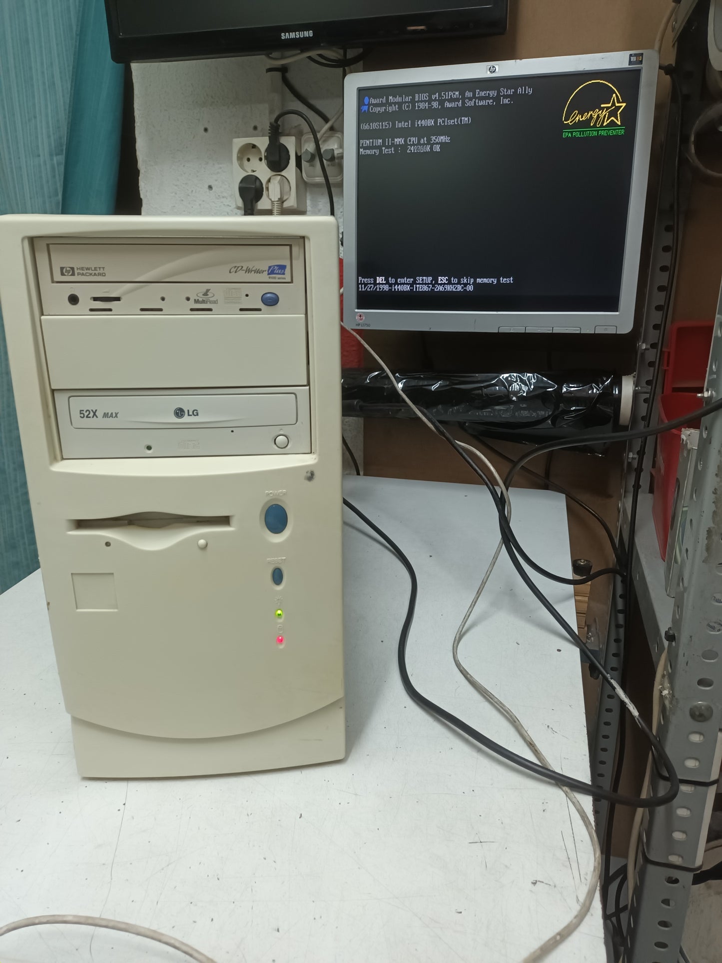 n-8, Pc retro, PENTIUM II-MMX, 350mHZ
