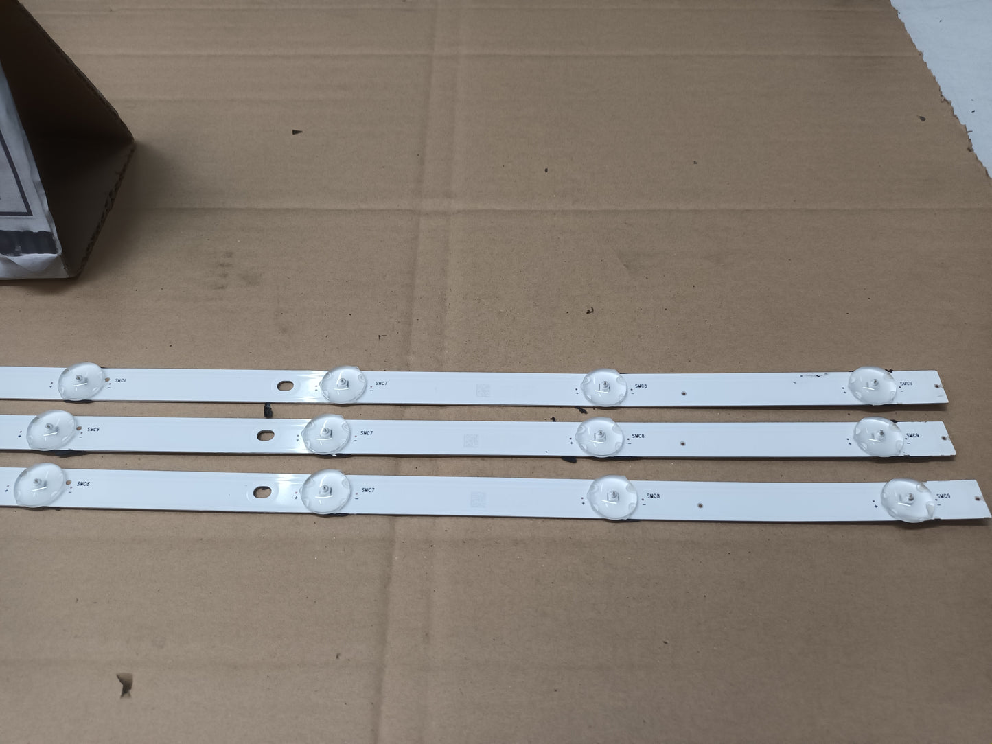 OK ODL 43950UT-TFB, KIT TIRAS LED