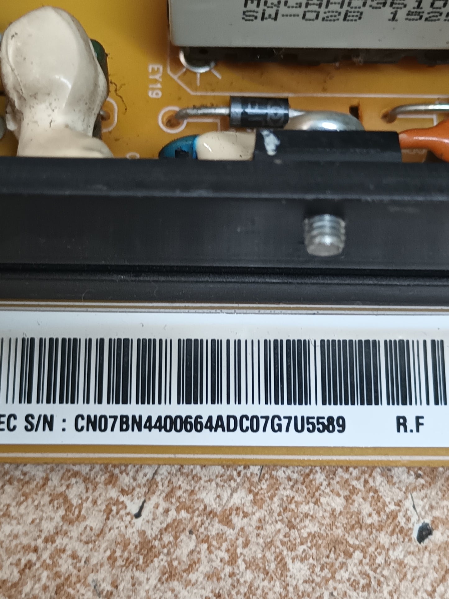 BN44-00664A, de SAMSUNG UE32EH4003W