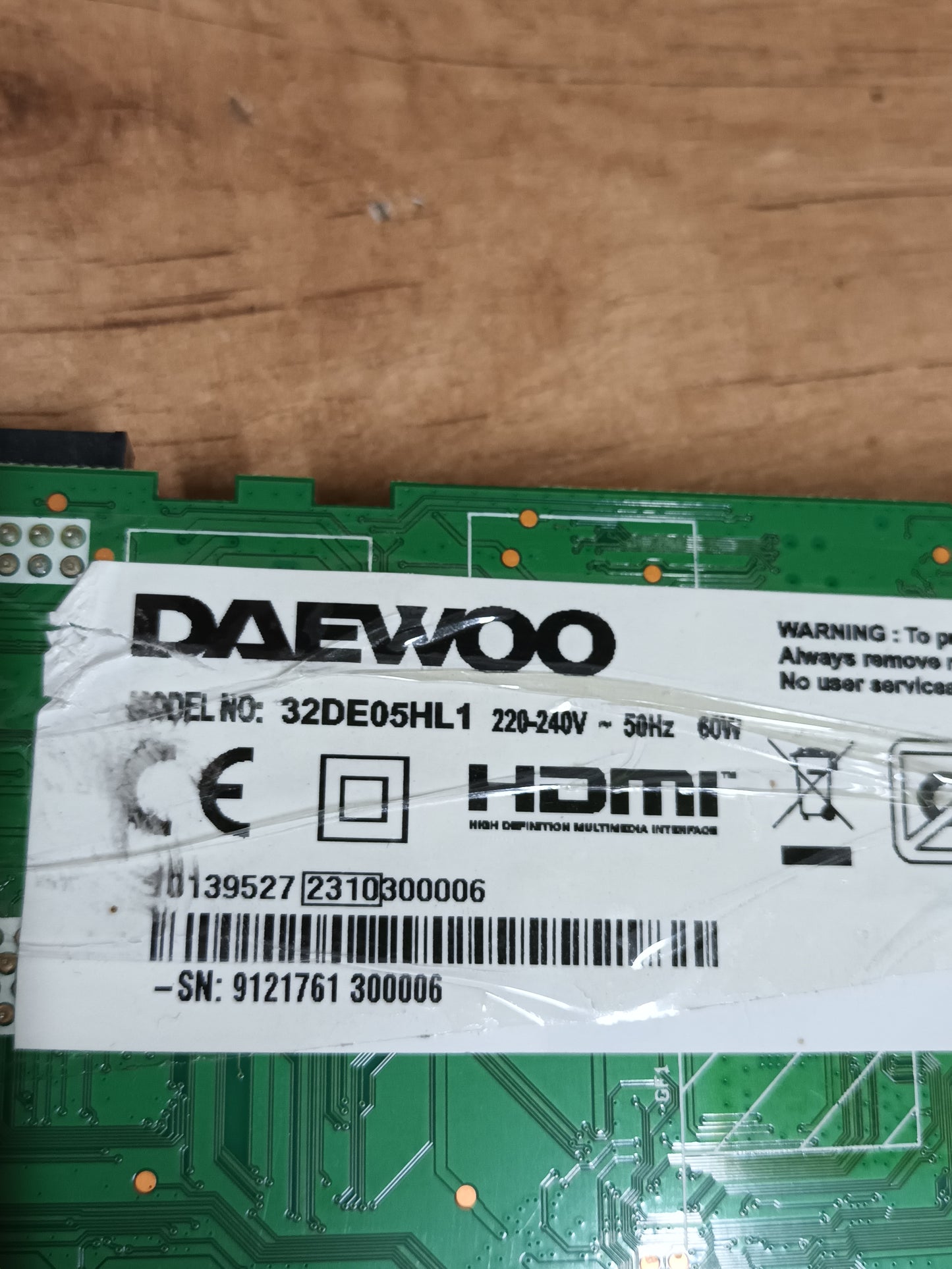 soporte, pies de DAEWOO 32DE05HL1, (SKU-111)