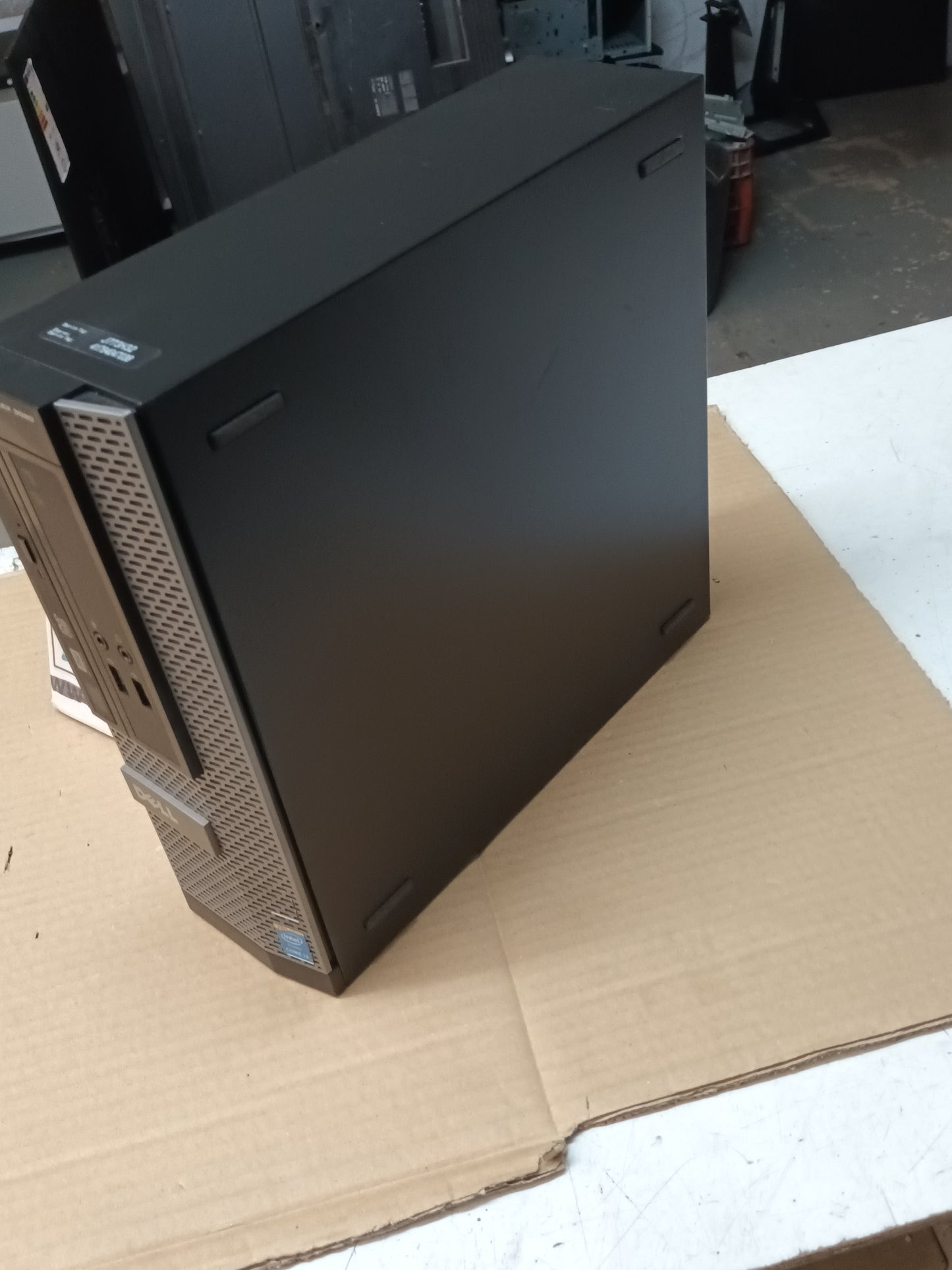Ordenador Dell Optiplex 3020, para instalacion