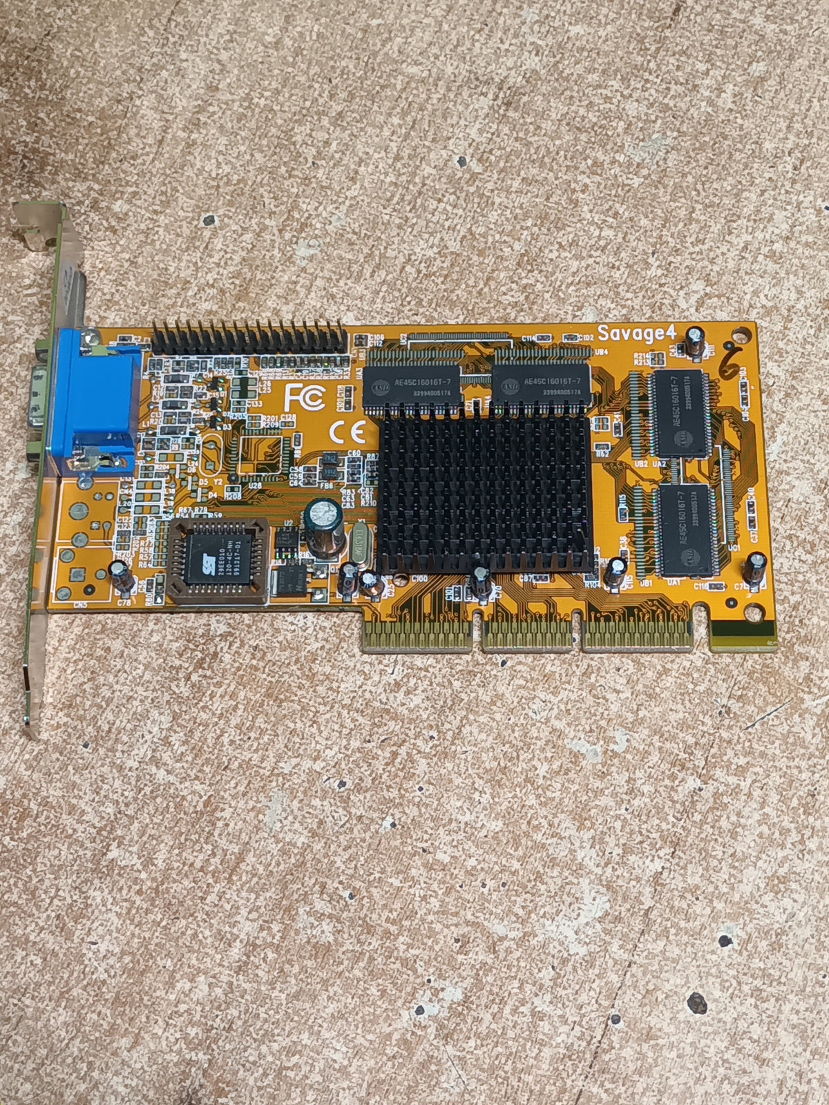 Tarjeta Gráfica S3 Savage4 32MB AGP