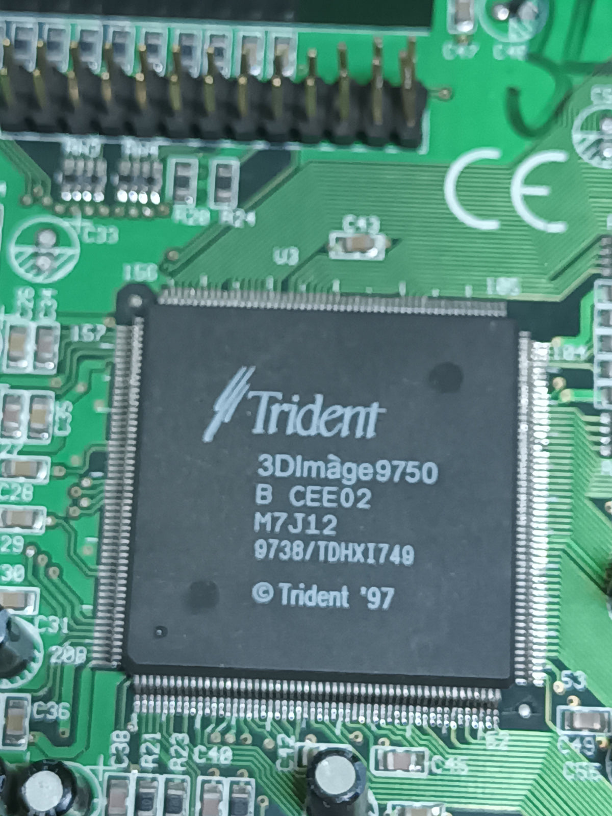Tarjeta de video Trident 3DImage9750 AGP