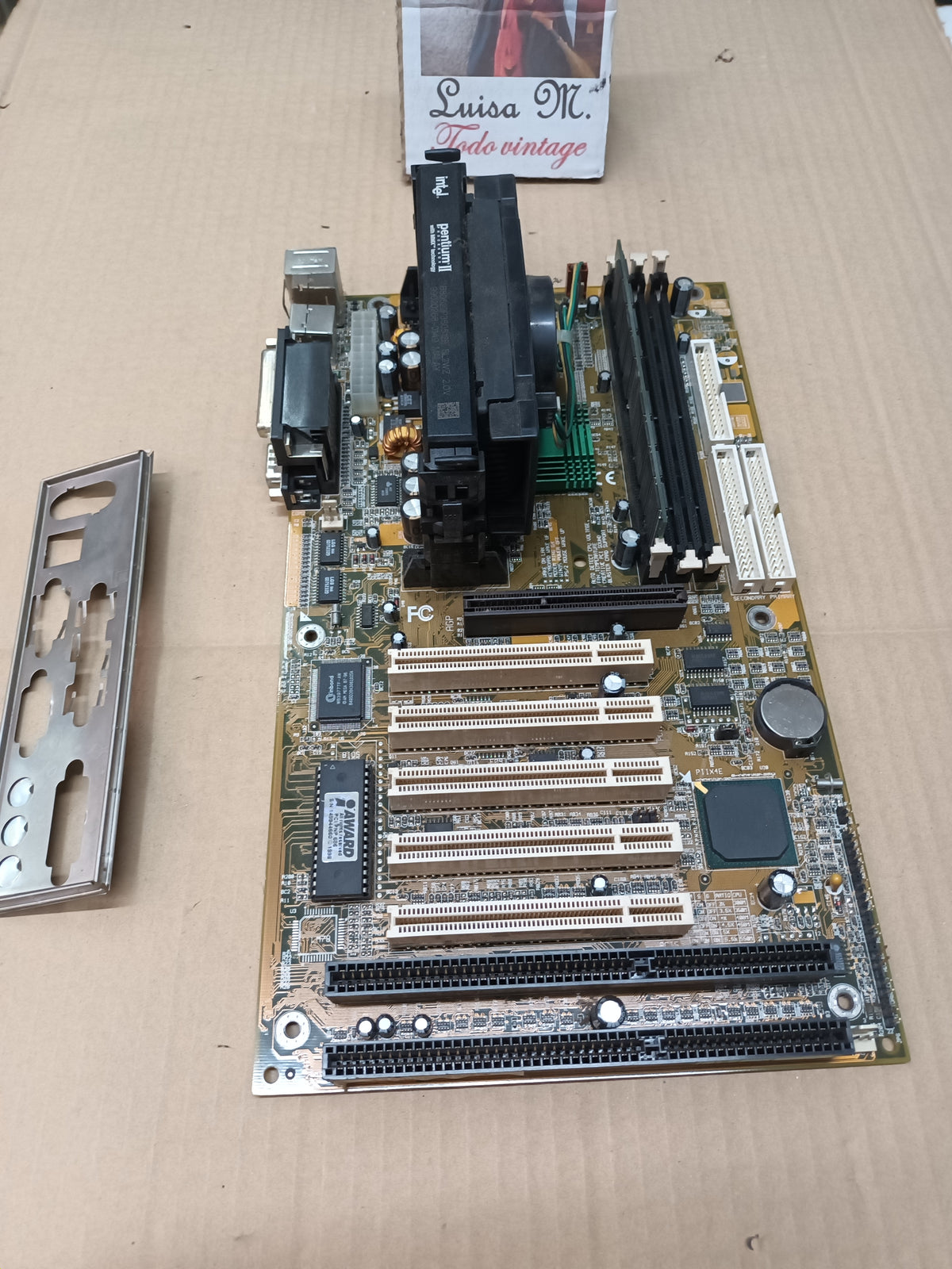 N-18, placa base Lucky Star 6ABX2V (VER 1.2)