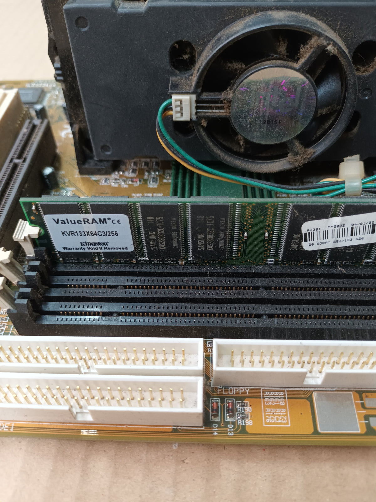 N-18, placa base Lucky Star 6ABX2V (VER 1.2)