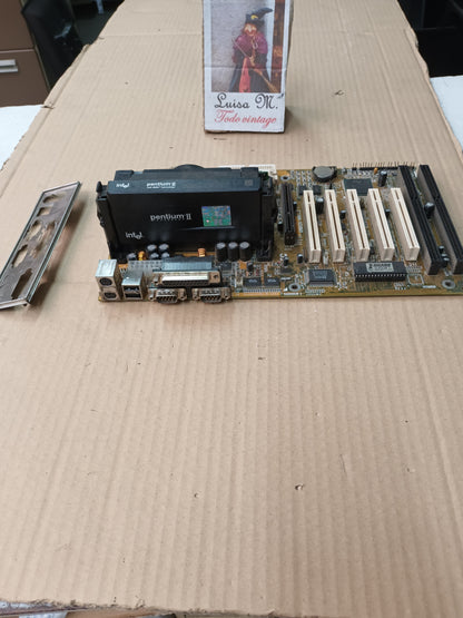 N-18, placa base Lucky Star 6ABX2V (VER 1.2)