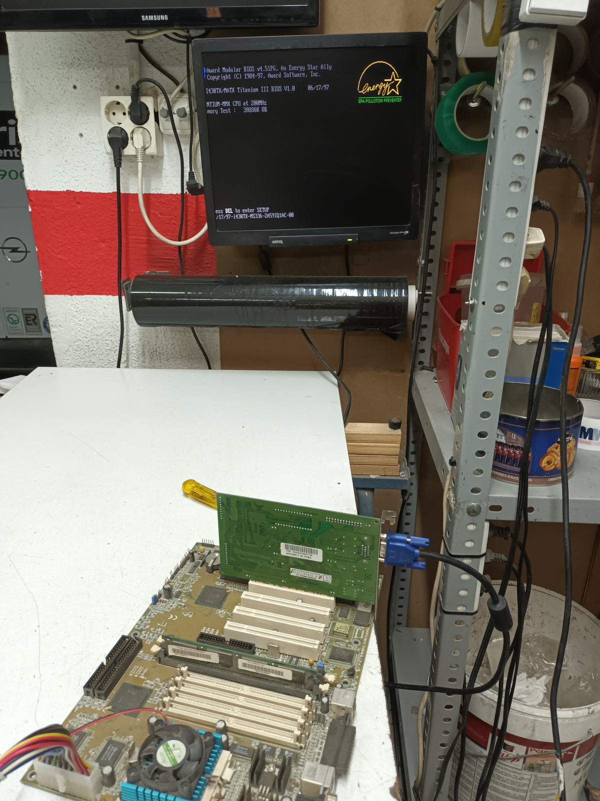 N-41, placa base, P514I 430TX MAIX TITANIUN III, P MMX, 200Mh