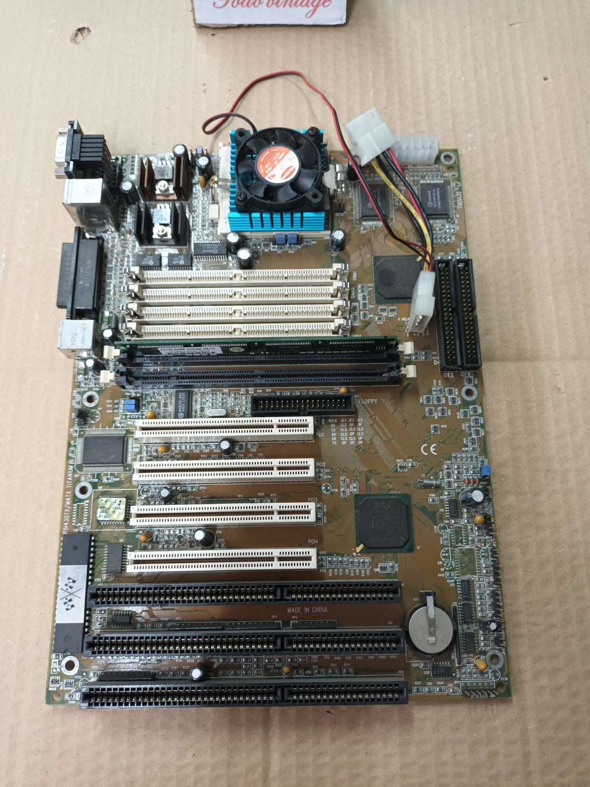 N-41, placa base, P514I 430TX MAIX TITANIUN III, P MMX, 200Mh