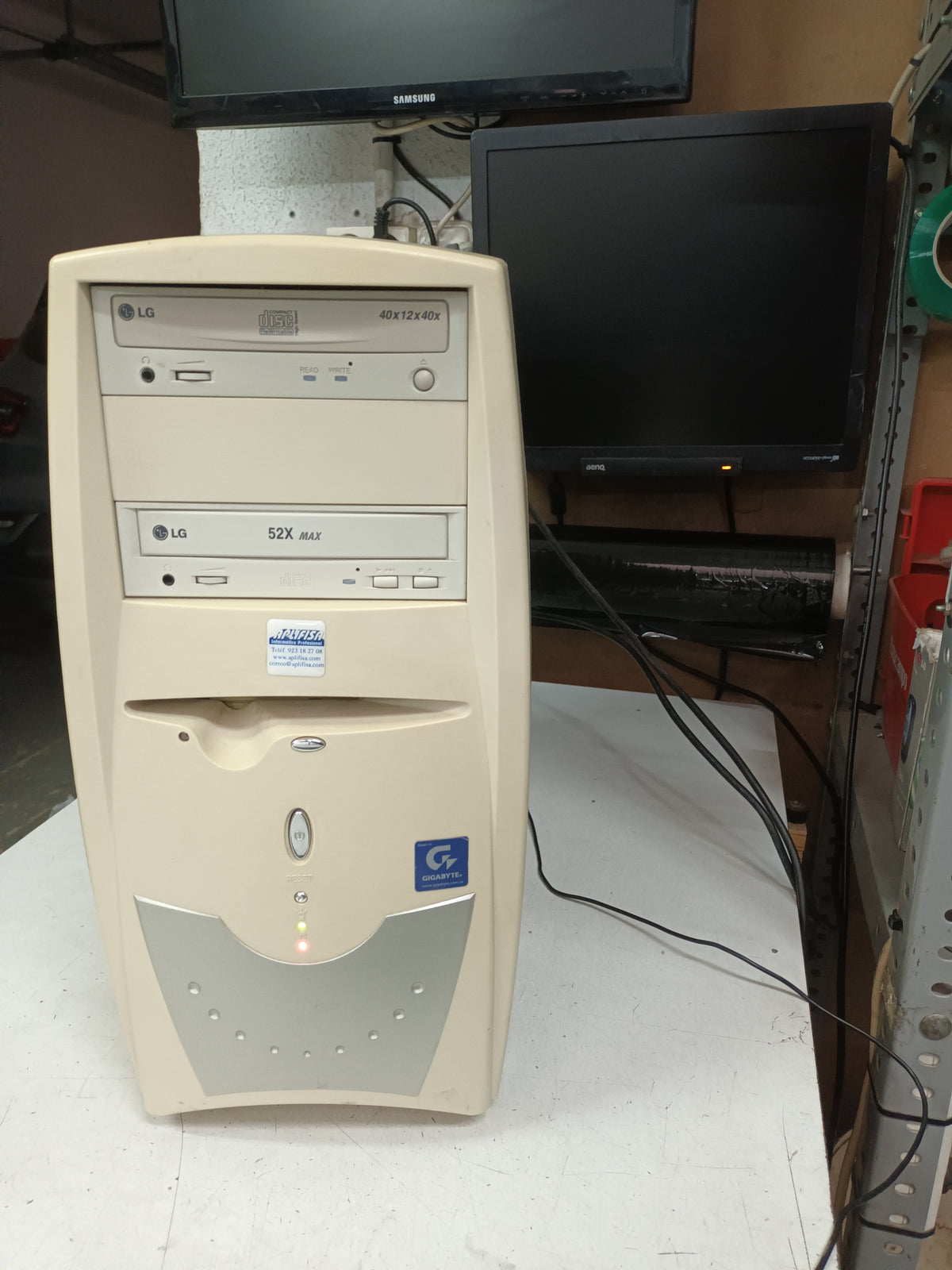 ORDENADOR PC RETRO, PENTIUM 4 2.00MHZ,