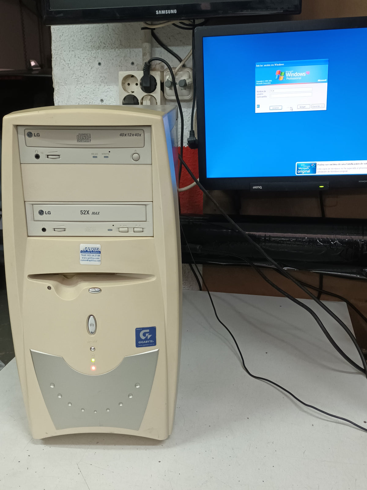 ORDENADOR PC RETRO, PENTIUM 4 2.00MHZ,