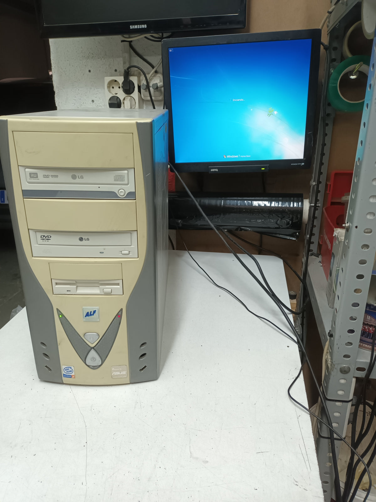n-1, PC RETRO, Y PENTIUM 4, 2.00MHZ, con XP