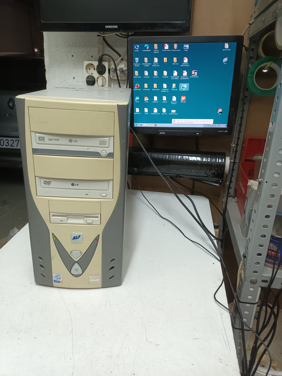 n-1, PC RETRO, Y PENTIUM 4, 2.00MHZ, con XP