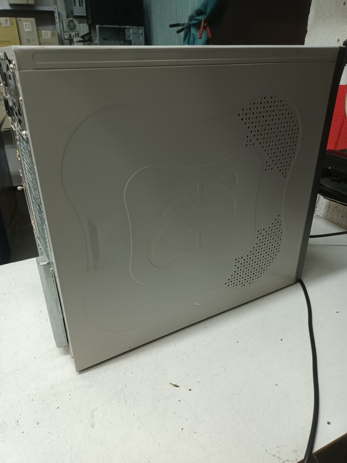 n-1, PC RETRO, Y PENTIUM 4, 2.00MHZ, con XP