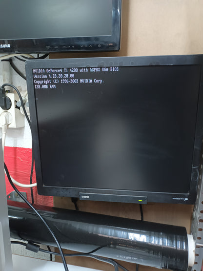 n-13, PC Retro, y Pentium 4, 2.66MHZ, con LUBUNTU