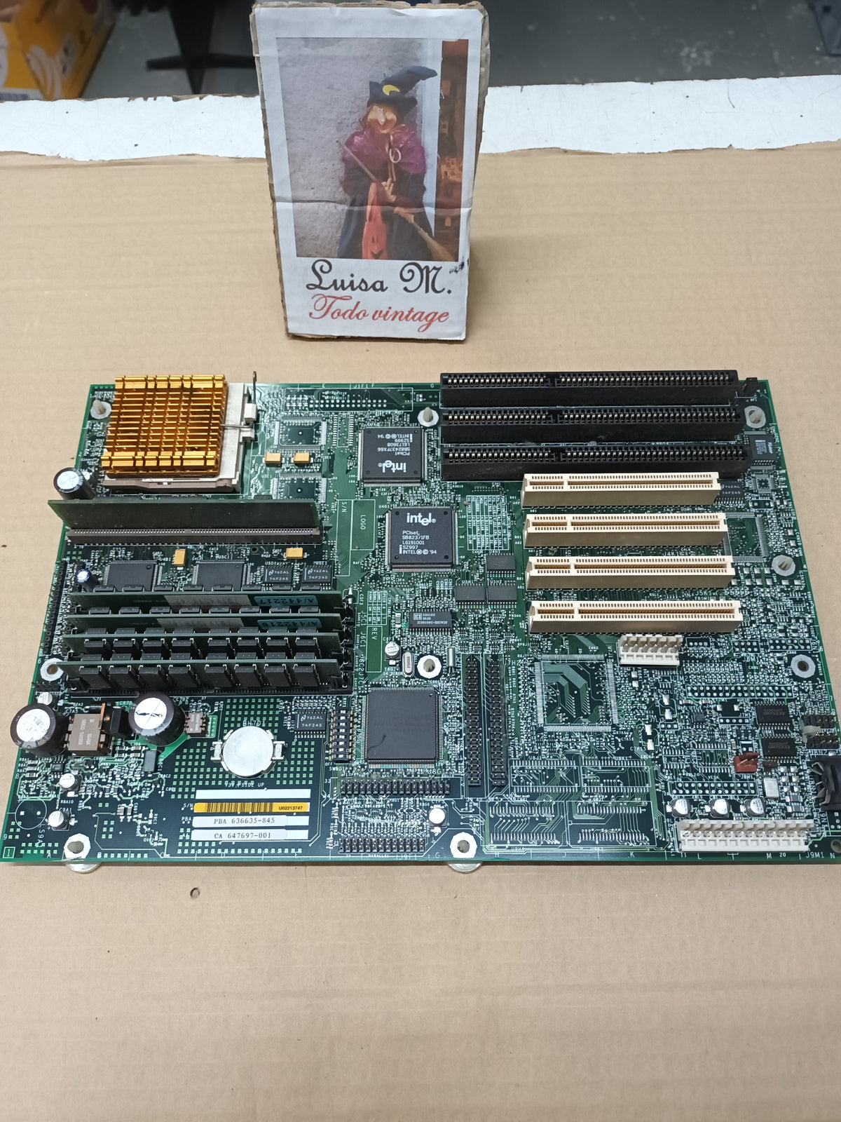 PLACA BASE INTEL 636635-845 647697-001 SOCKET 7 SIMM PCI ISA
