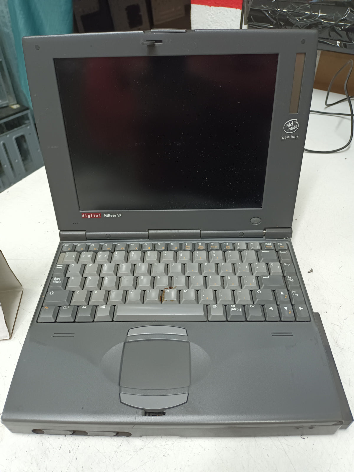 portatil vintage, Digital HiNote VP (Modelo TS31D)